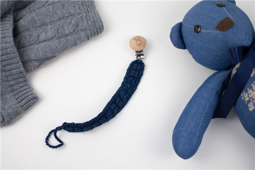 clip crochet azul marino