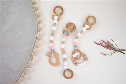 set de 3 colgantes rosa crochet