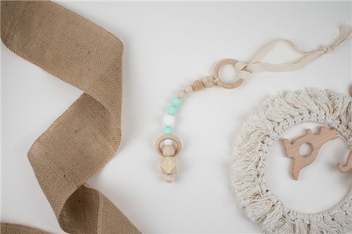 colgante hexagono silicon menta con blanco