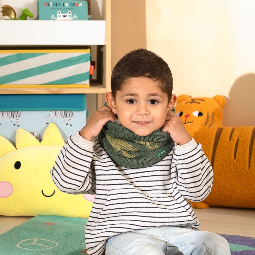 Cuello infantil tejido 20x25 cm