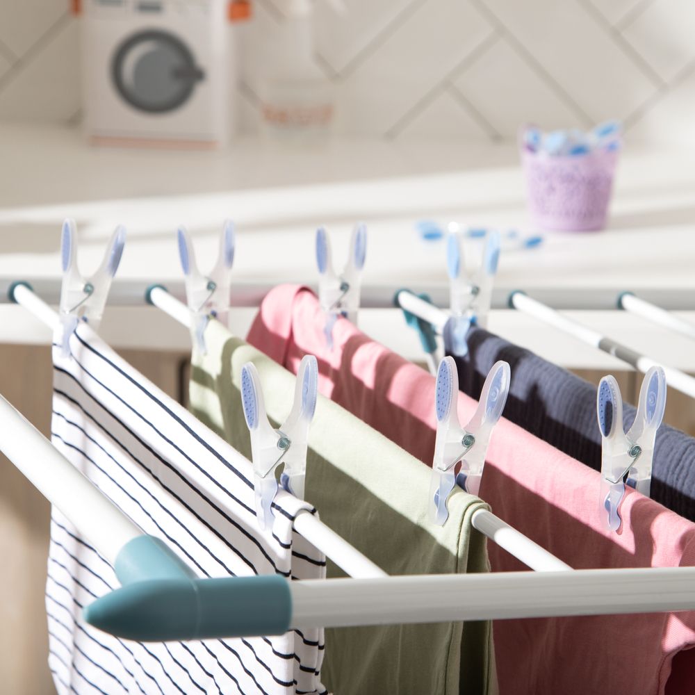 Set 14 pinzas para ropa de plástico y goma