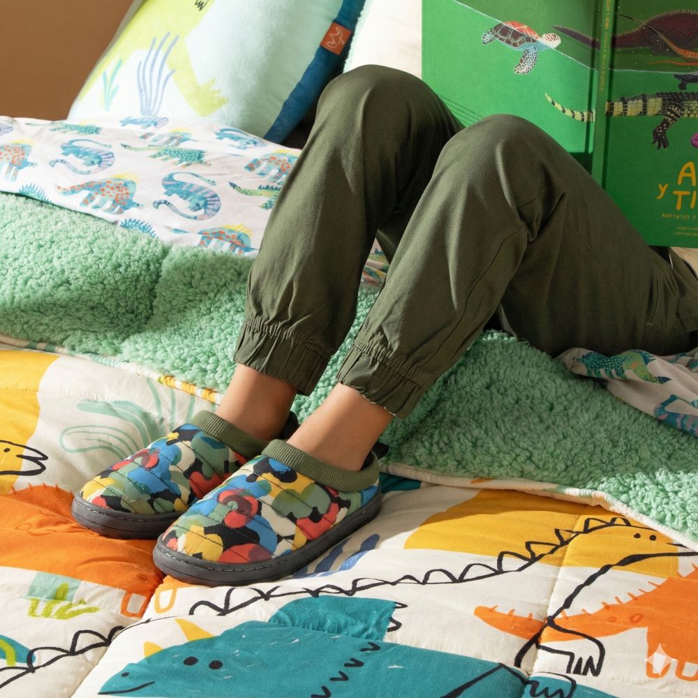 Pantuflas infantiles con diseño talla 26-27 cm