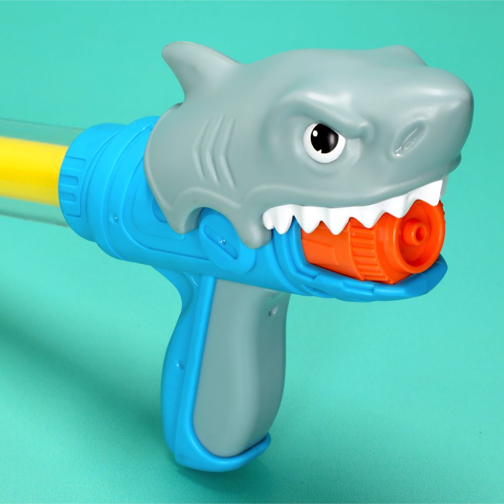 Lanza agua con figura