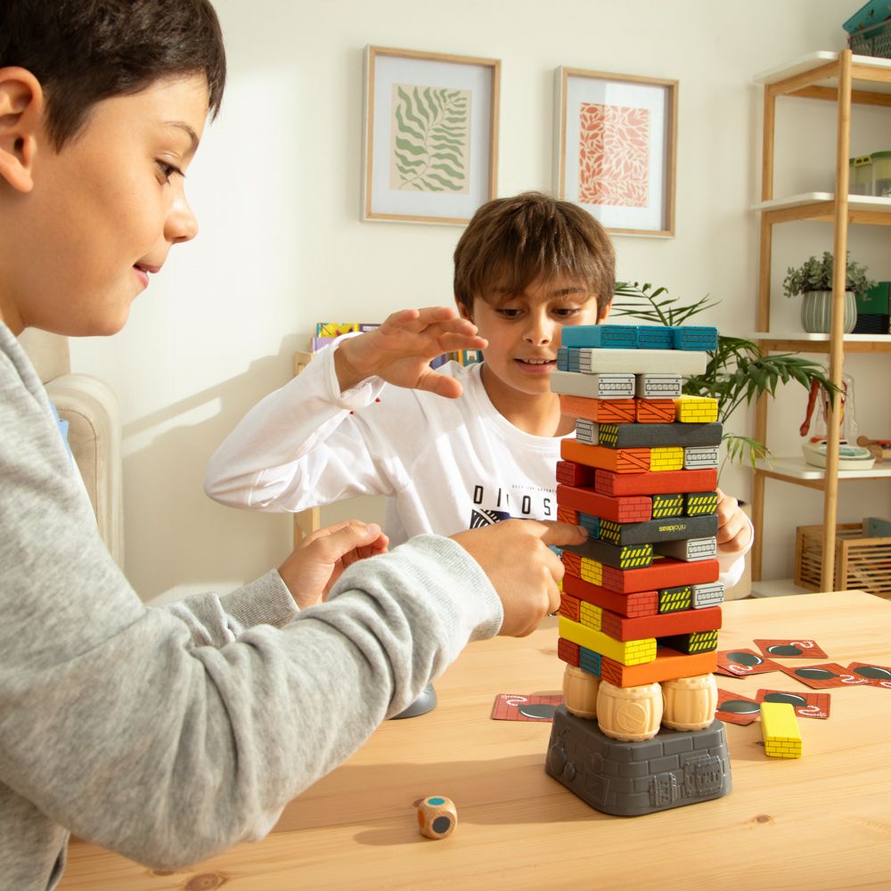 Juego “Bloques apilables explosivo”