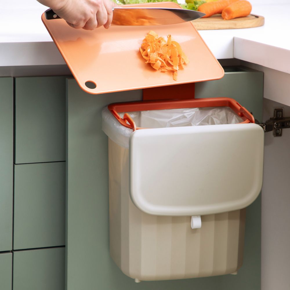 Basurero para colgar en puertas 9 l
