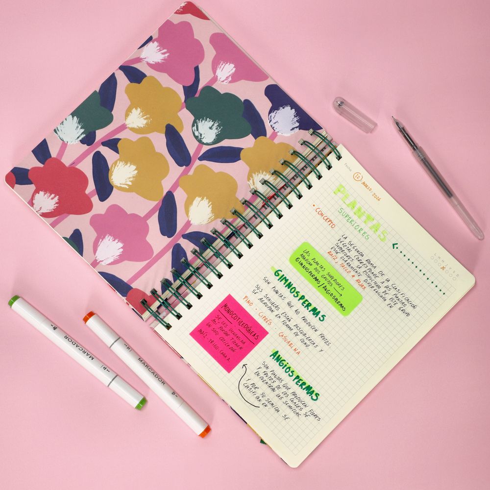 Cuaderno 1/2 oficio 18x3.5x24 cm