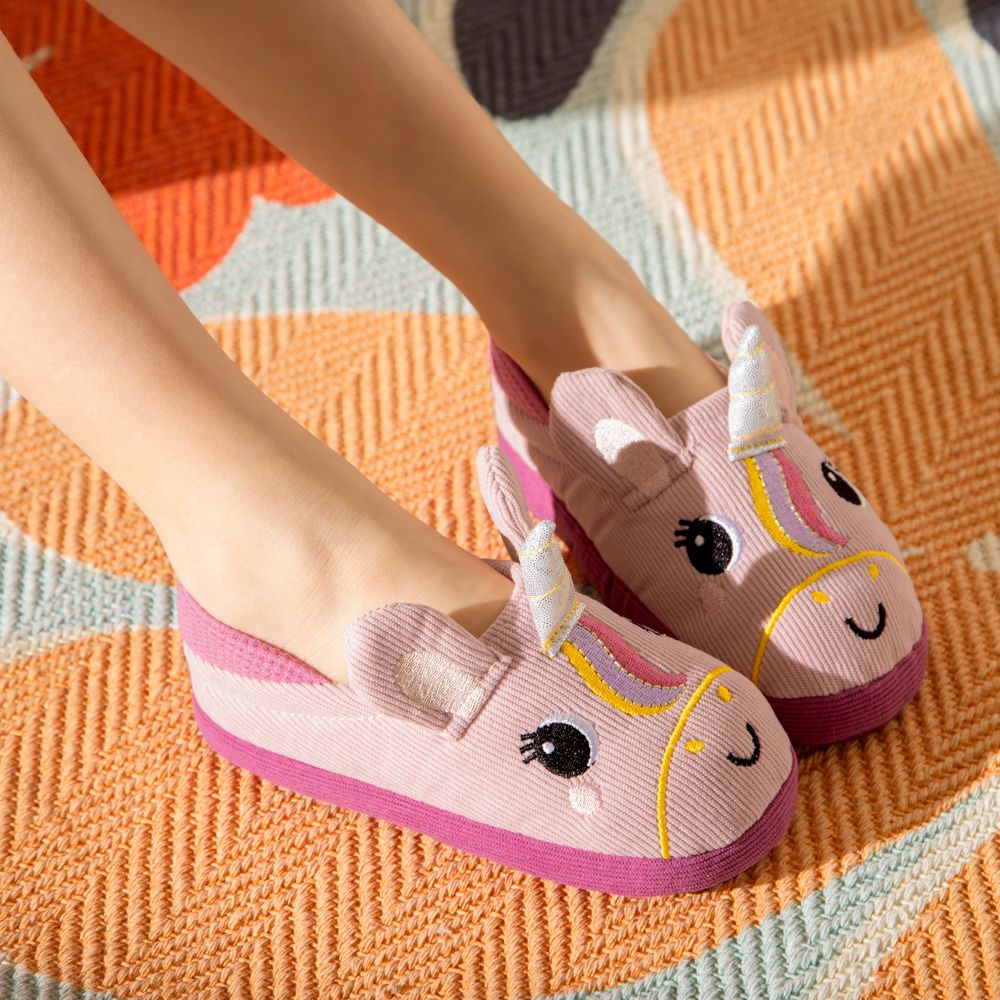 Pantuflas con personaje 19.5 cm