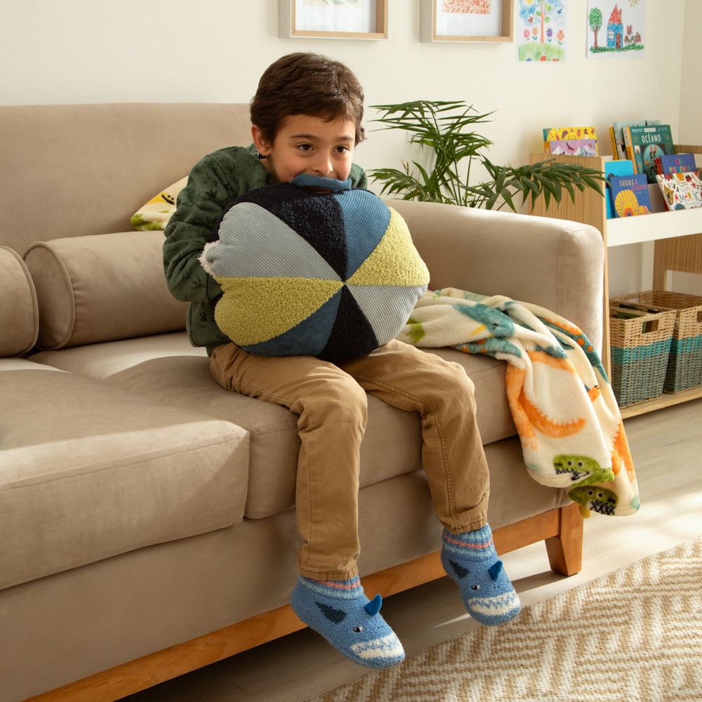 Cojín abriga manos multicolor 38x32x15 cm