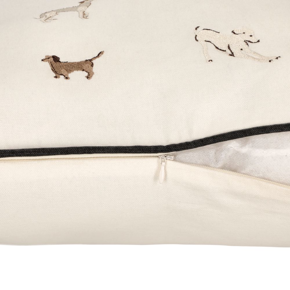 Cojín de algodón bordado 45x45 cm