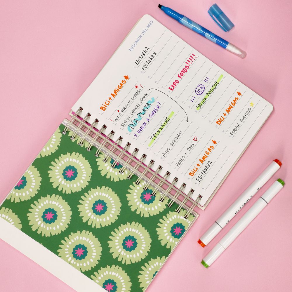 Agenda 2026 ilustrada con espiral 16x21 cm