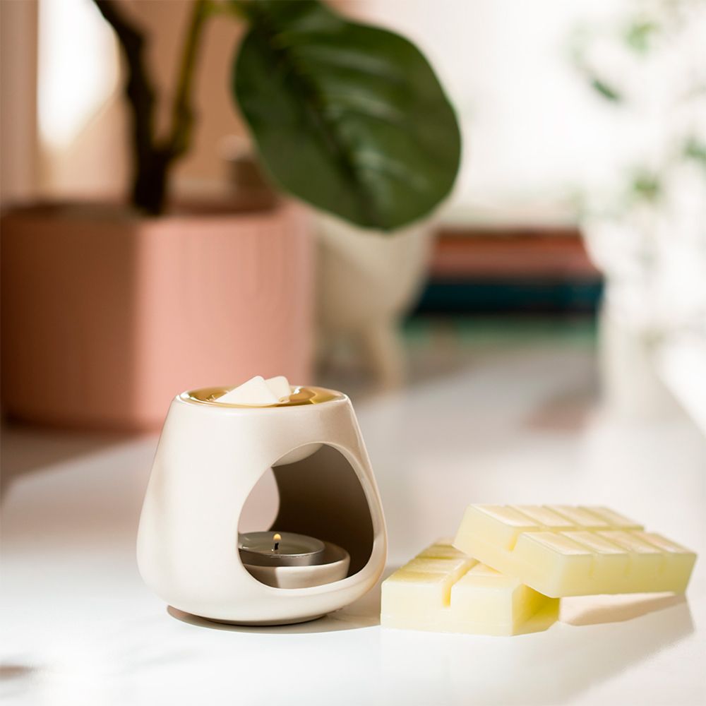 Cera Aromática En Barra Magnolia-Té Verde 81 G