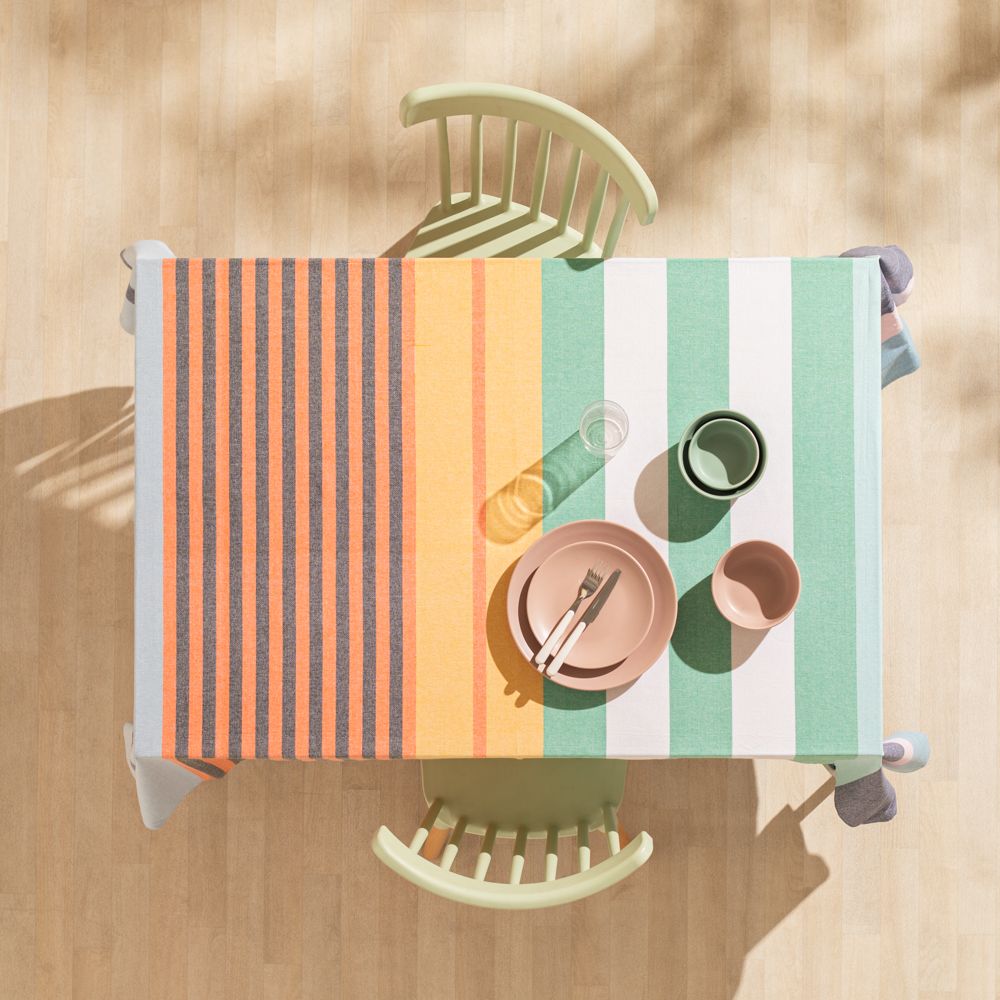 Mantel de algodón tejido con líneas 150x150 cm