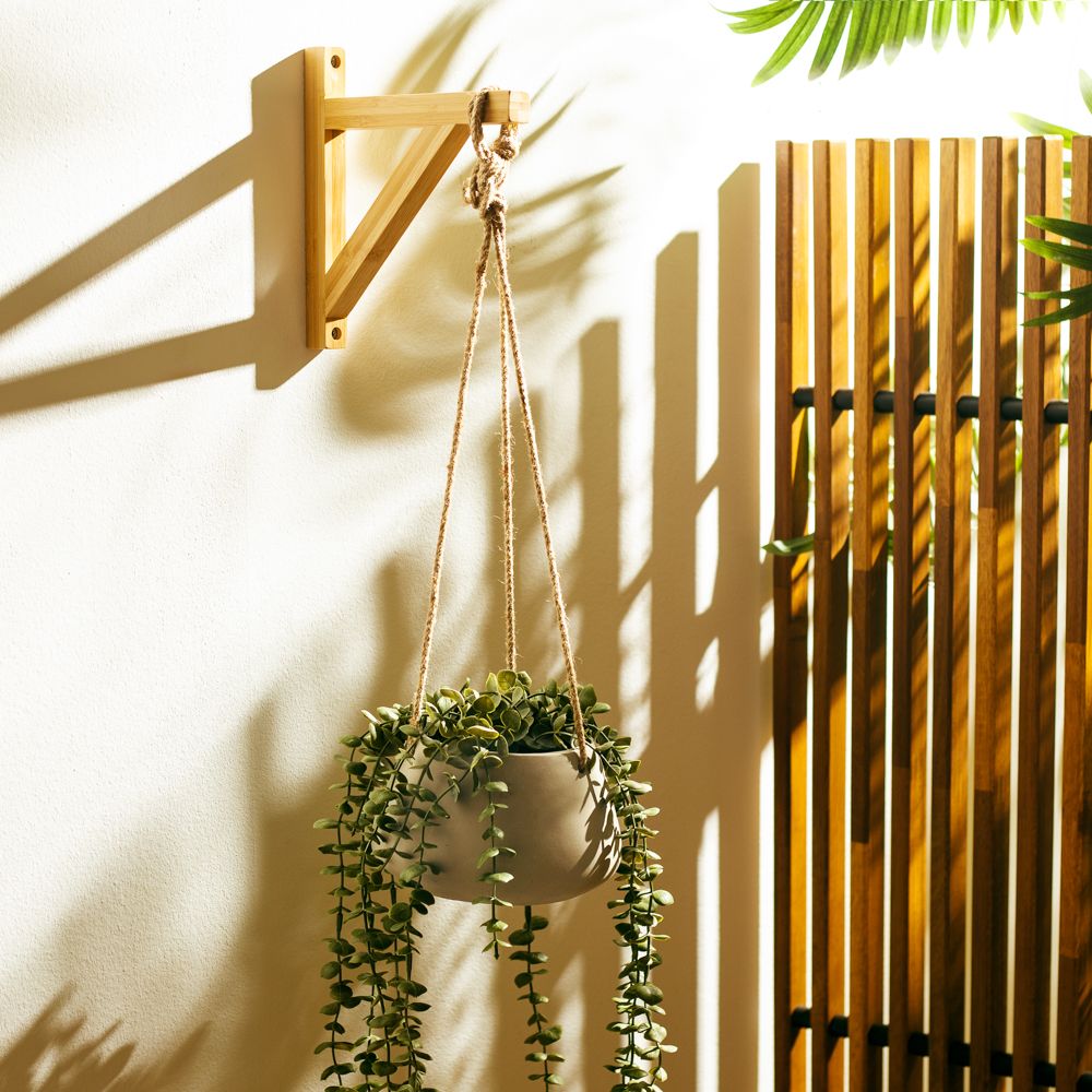 Soporte decorativo de bambú