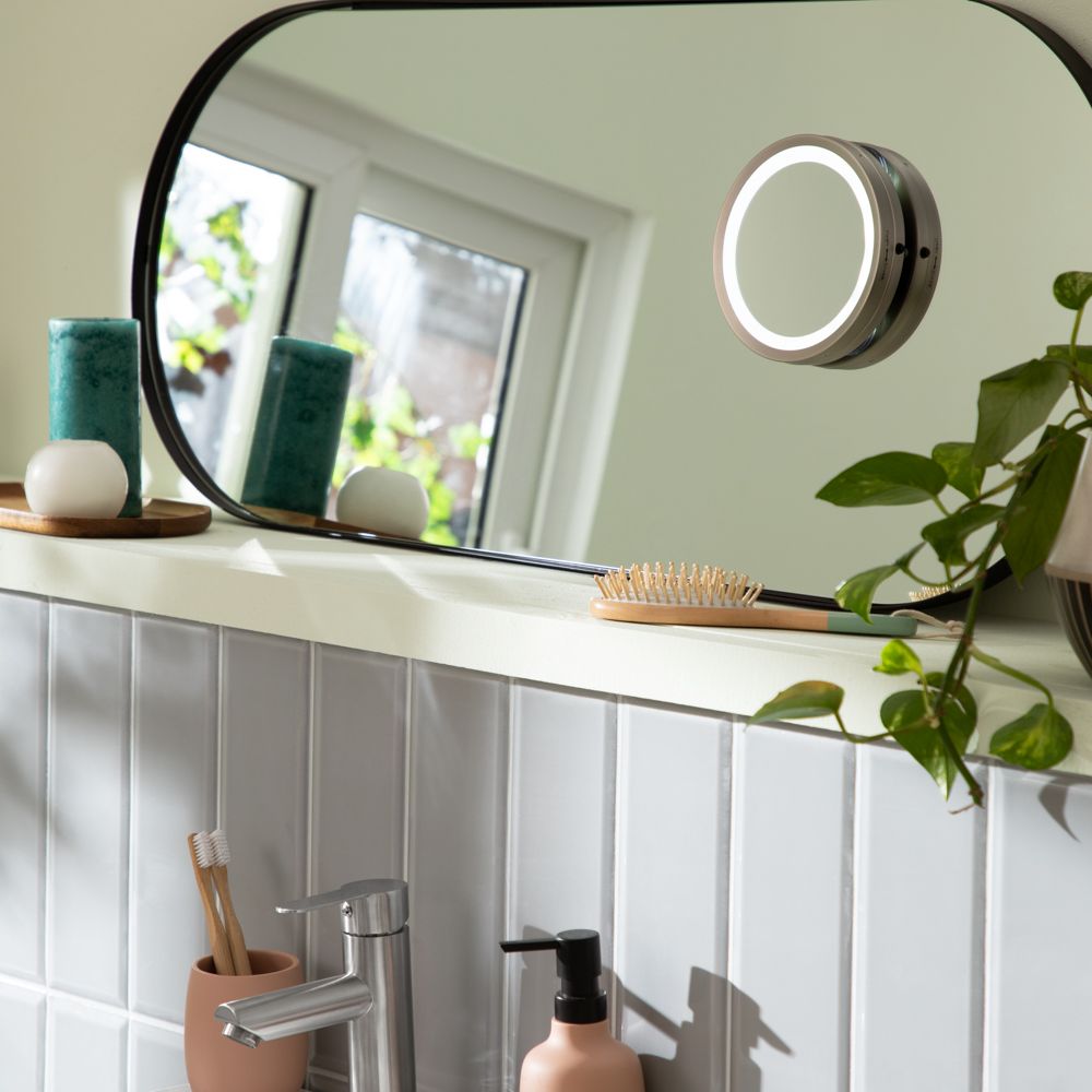 Espejo LED con succión