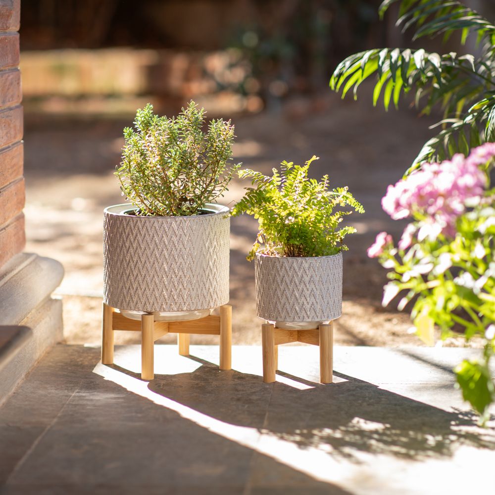 Maceta de cerámica con base de bambú 21x17 cm