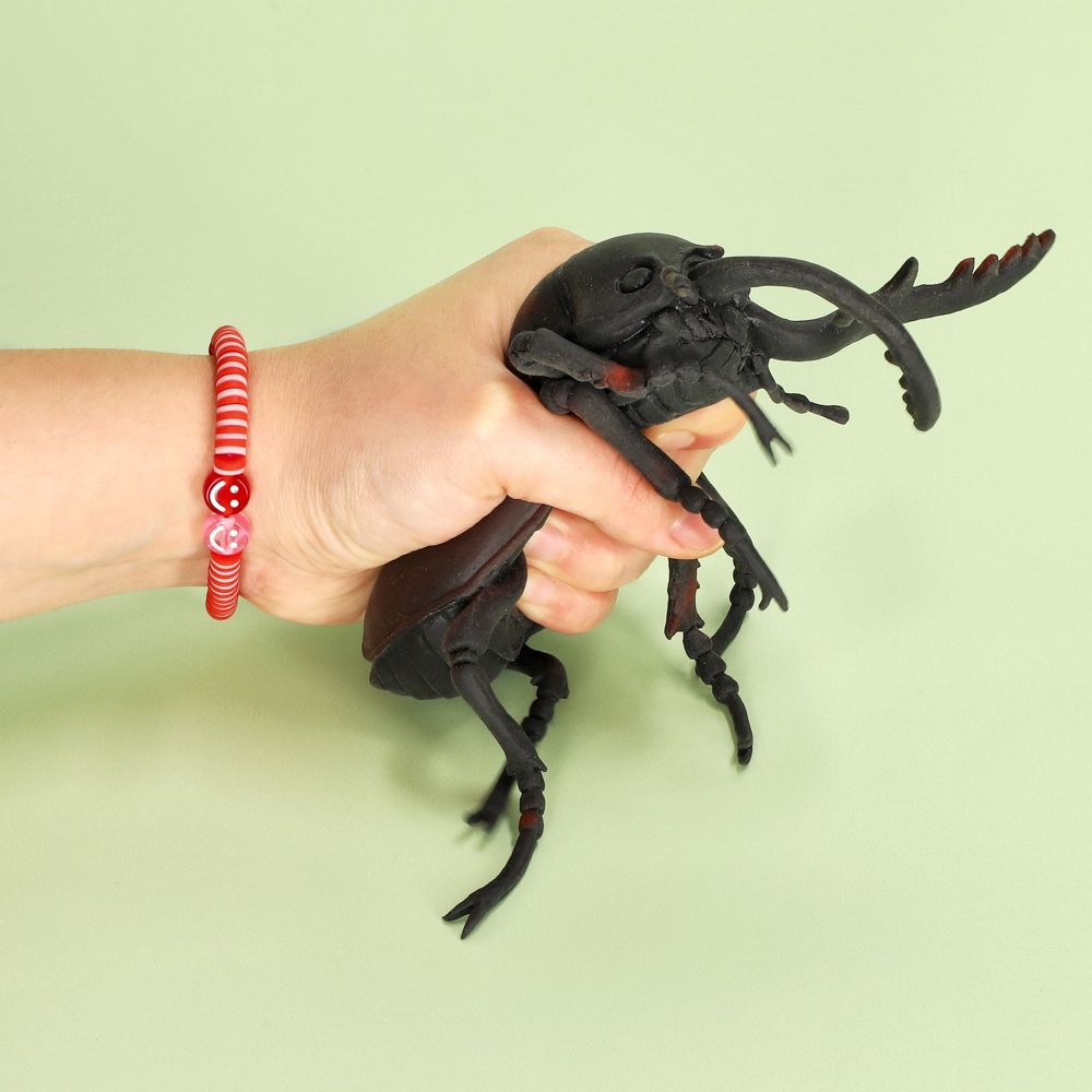 Escarabajo apretable cambiacolor