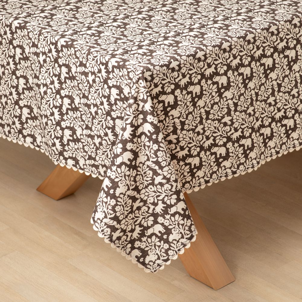 Mantel de algodón con diseño y bordes 150x150 cm