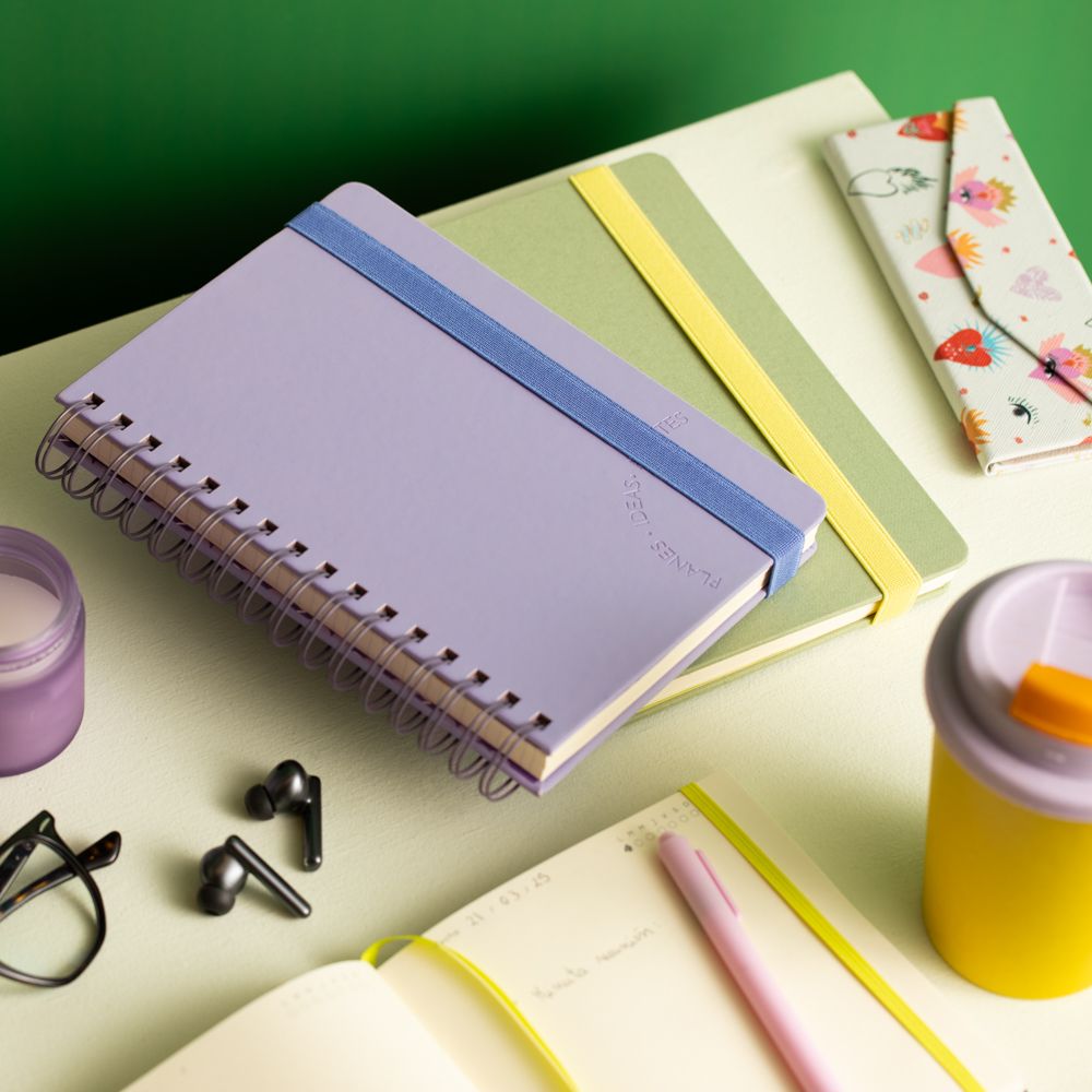 Libreta forrada con PU 120 hojas con líneas