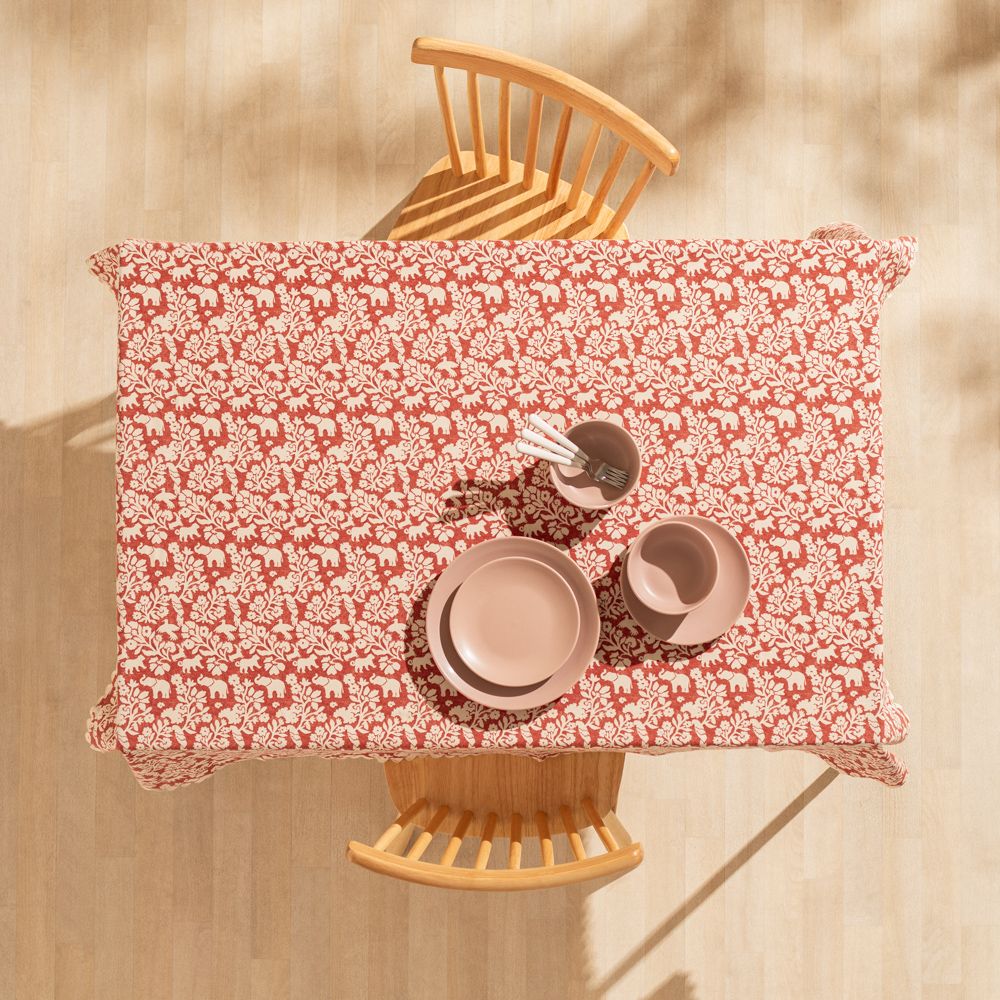 Mantel de algodón con diseño y bordes 150x150 cm