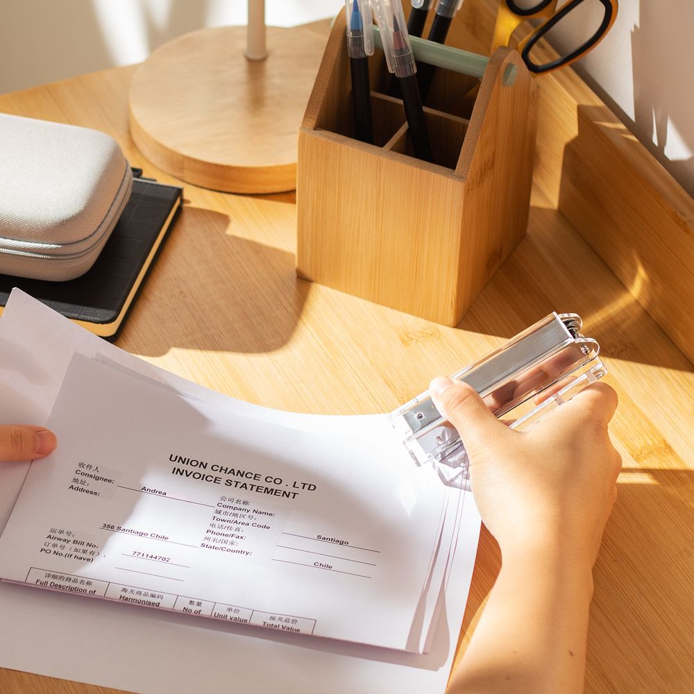 Engrapadora de acrílico mediana