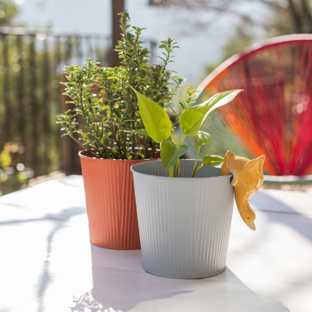 Adorno de cerámica animal