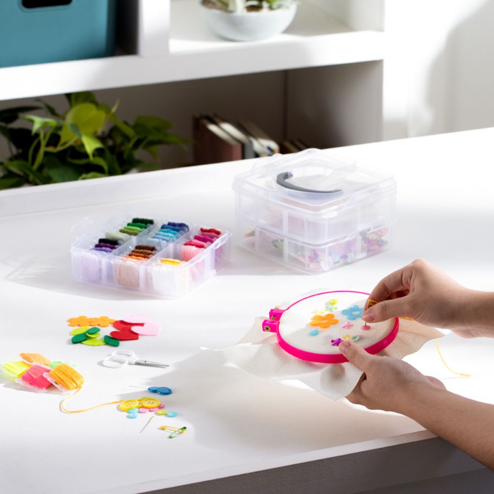 Maleta de Materiales de Bordado 14.5x22.8 cm