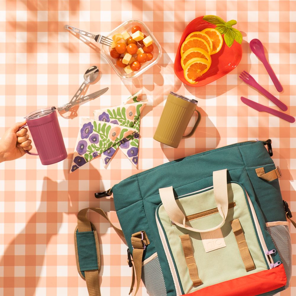 Set de servicios cubiertos con mosquetón