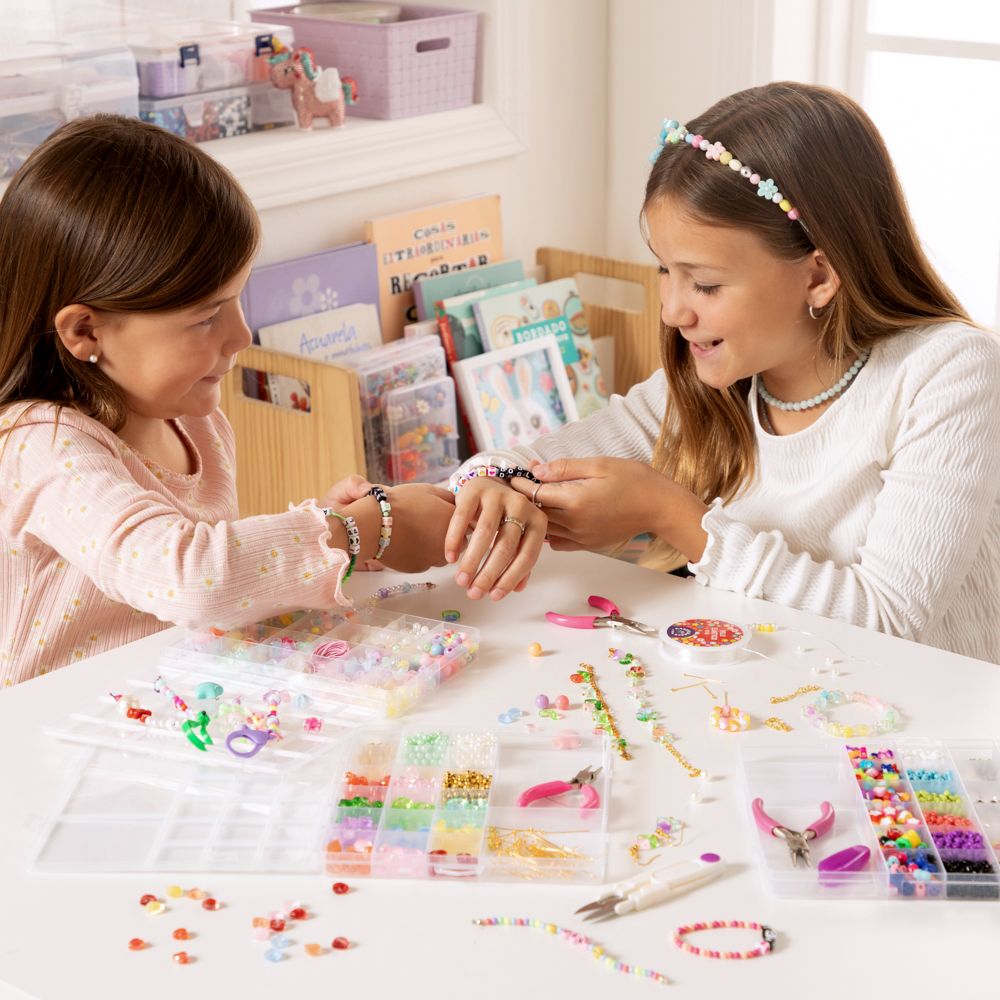 Set de creación con bisutería de flores
