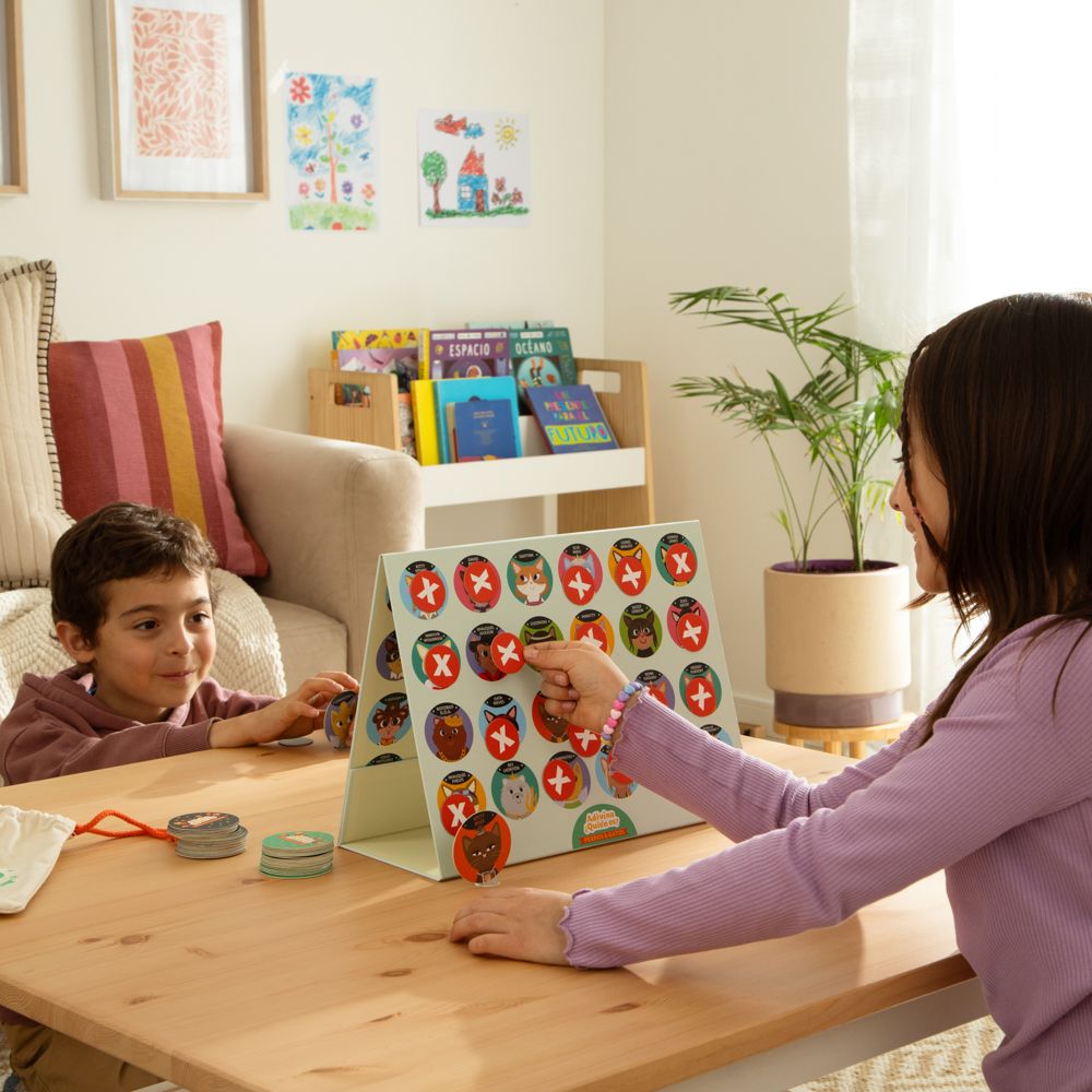 Juego magnético “Adivina quién es”