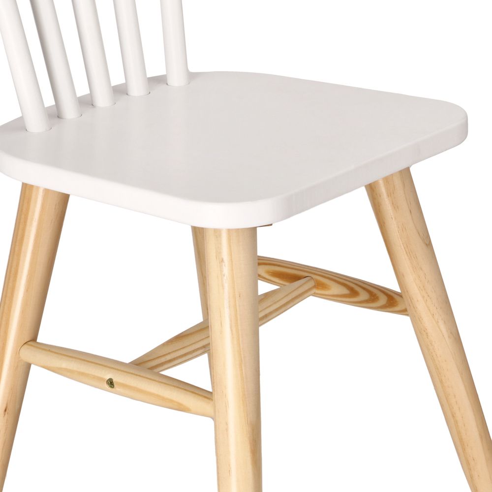 Silla de madera escolar