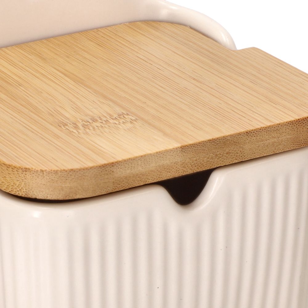 Salero con tapa abatible 9.5x9.5x7.5 cm