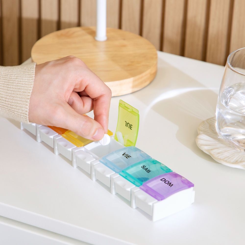 Caja organizadora semanal para pastillas
