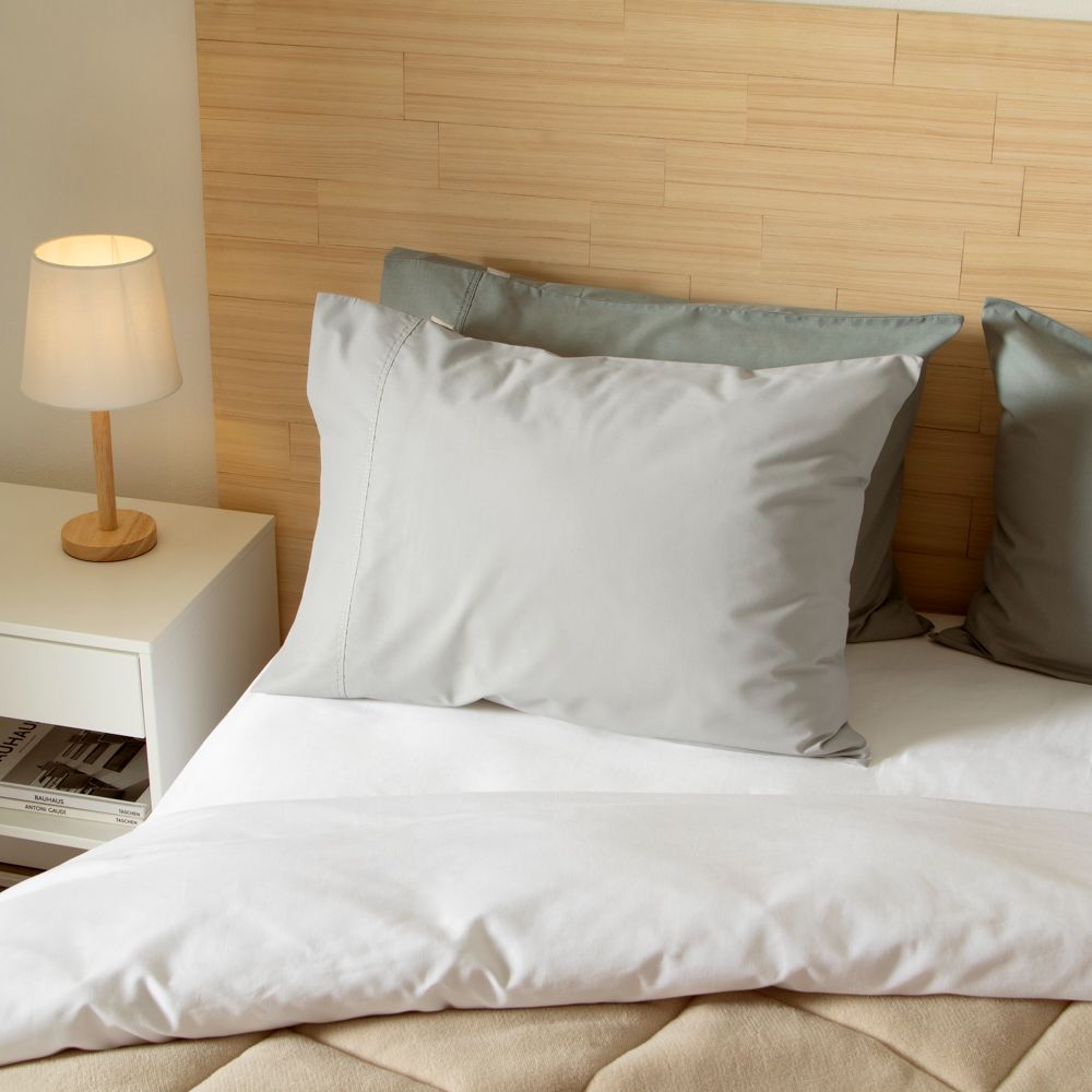 Funda almohada algodón-poliéster liso 144 hilos 50x70 cm