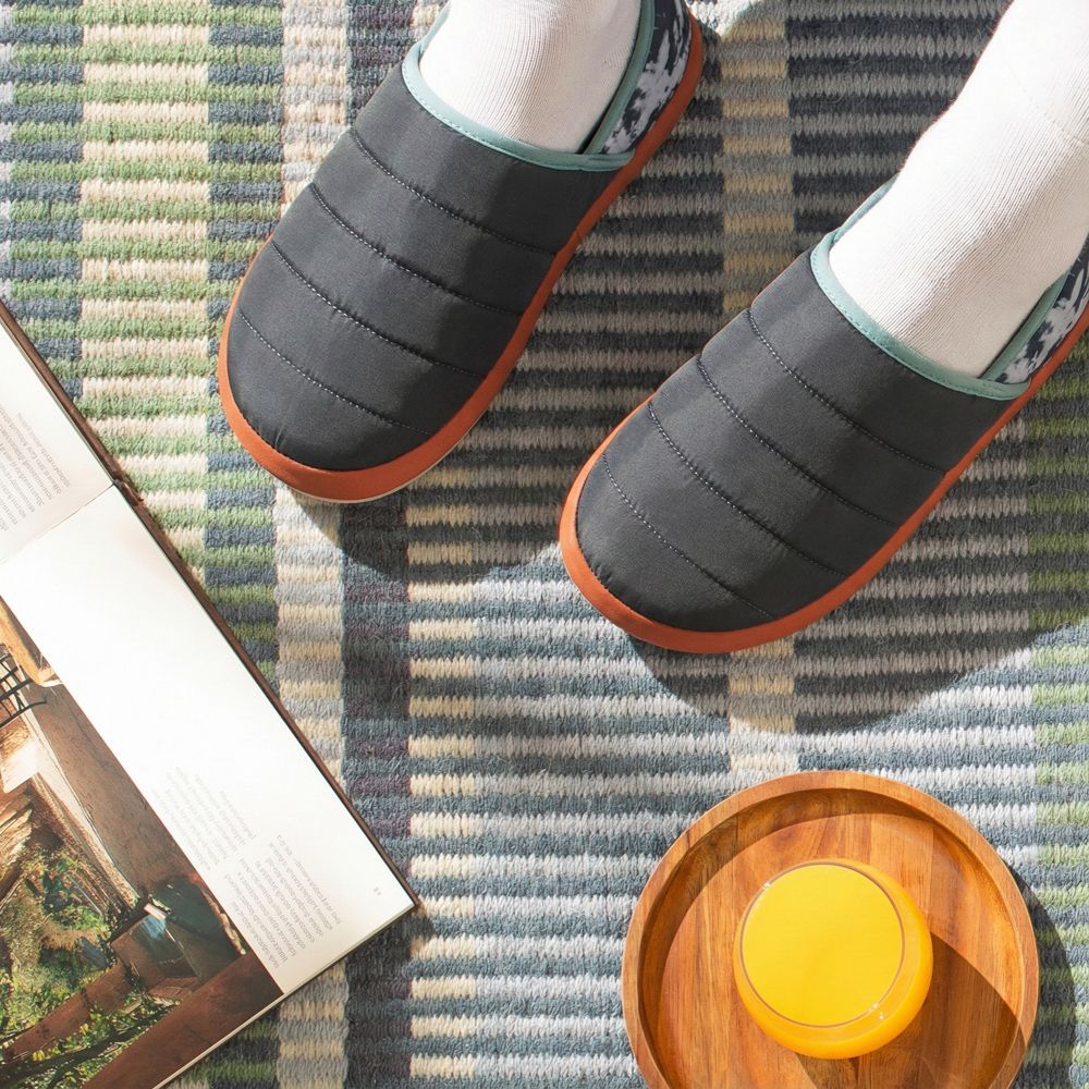 Pantuflas taffeta con estampado talla 26-27 cm