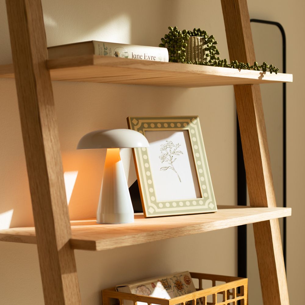 Lámpara de mesa tactil