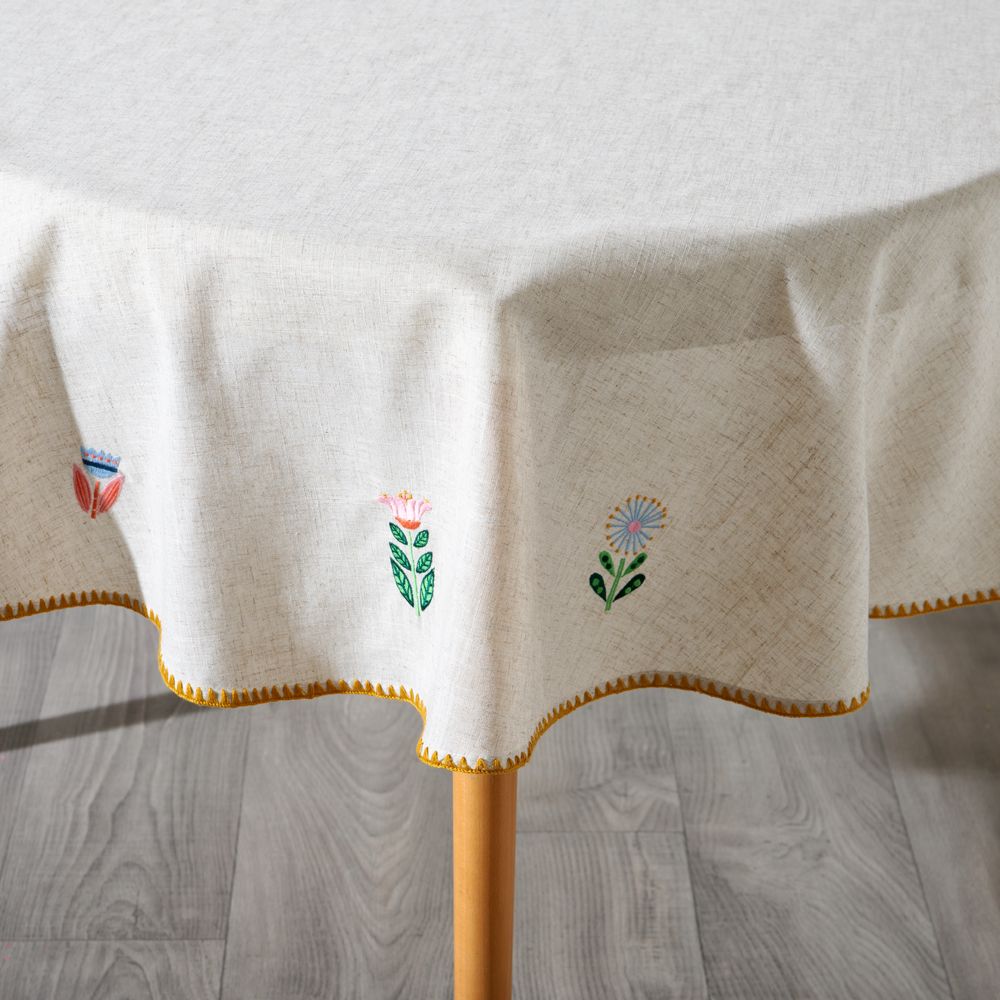 Mantel Altezzo Poliéster Bordado 150x 210 cm