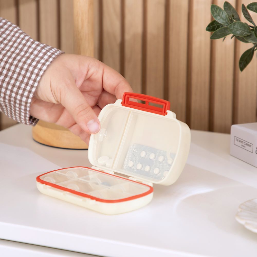 Caja organizadora de pastillas