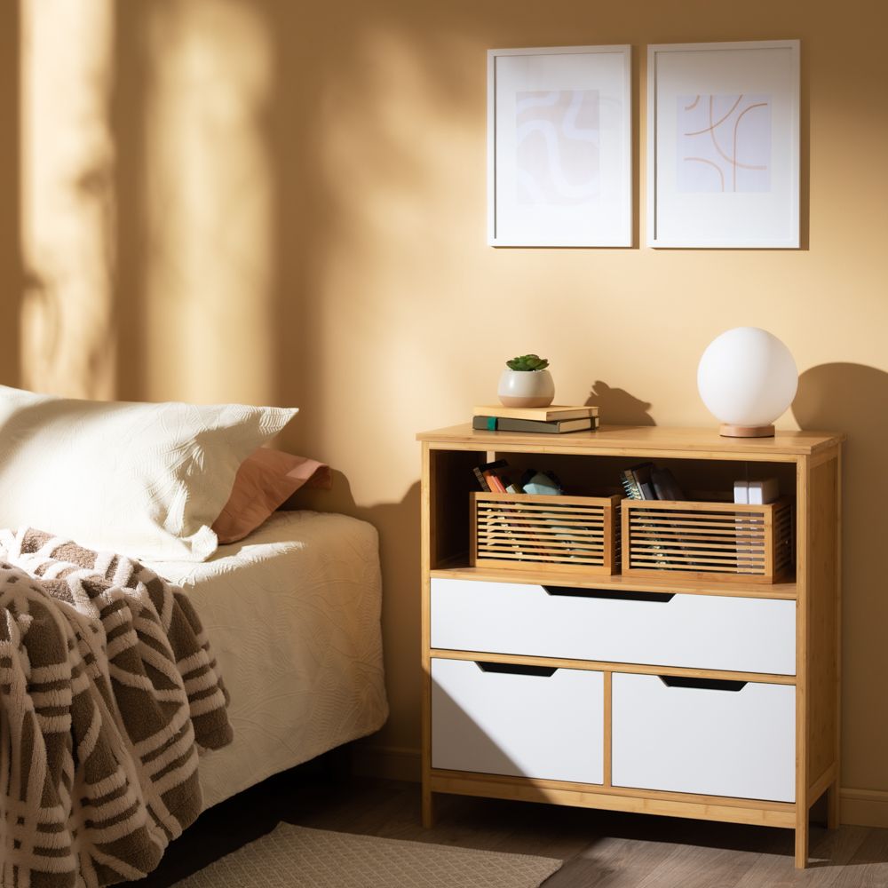 Mueble con tres cajones y cuatro niveles 80x32x80 cm