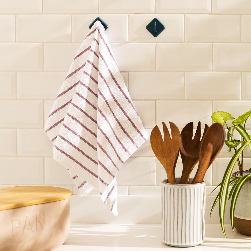 Set 4 perchas adhesivas 3x2.5x5 cm