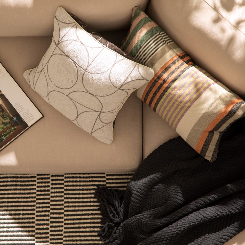 Cojín de algodón con borde de guirnalda ​​60x40 cm