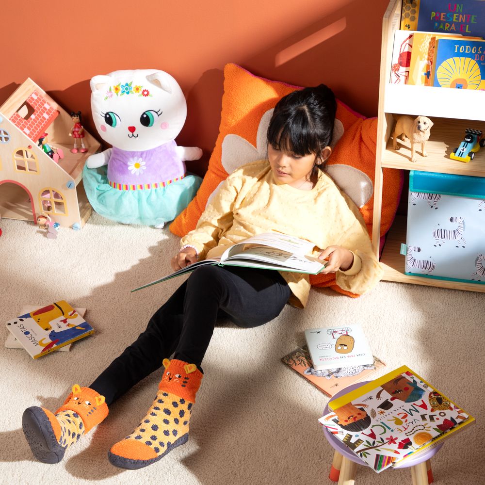 Calcetas tejidas cordero infantil con suela 18 cm