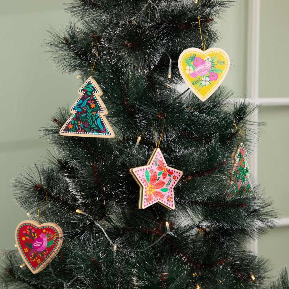 Adorno para árbol de navidad de madera