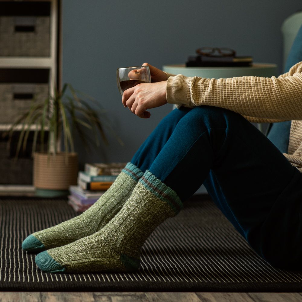 Calceta tejida sherpa con diseño G