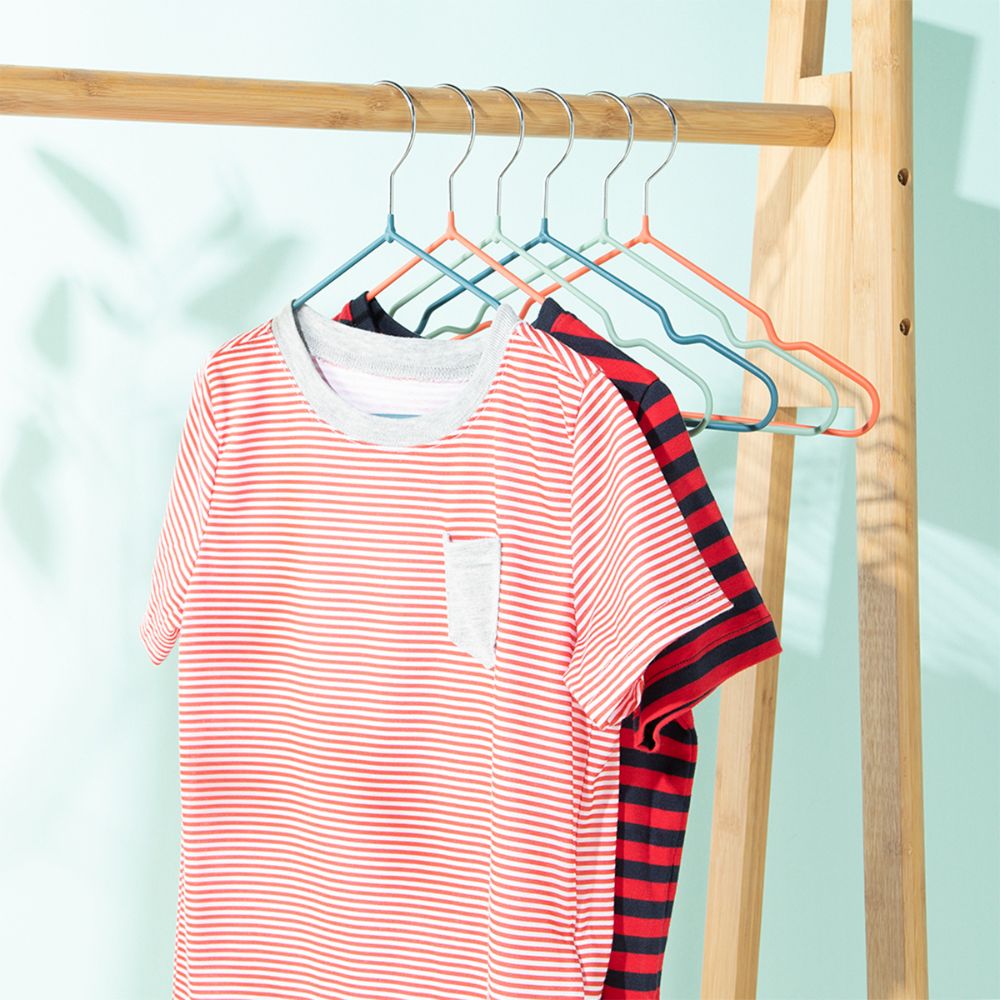 Set 6 Ganchos de Ropa Antideslizantes para Niños