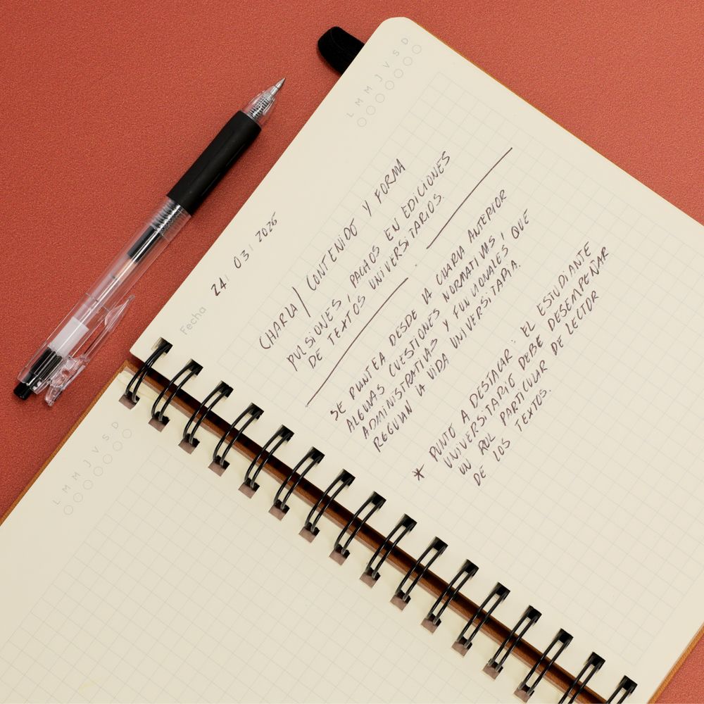 Libreta forrada con PU 120 hojas con cuadros