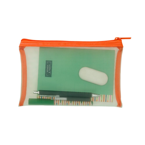 Set de estuche con libreta y accesorios