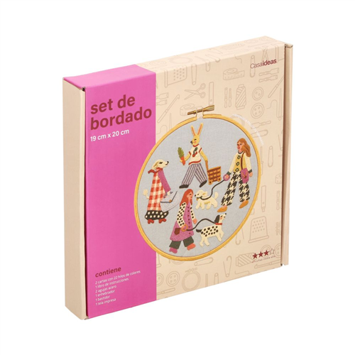 Bastidor de madera con figura para bordar
