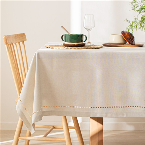 Mantel con diseño prepicado 160x160 cm