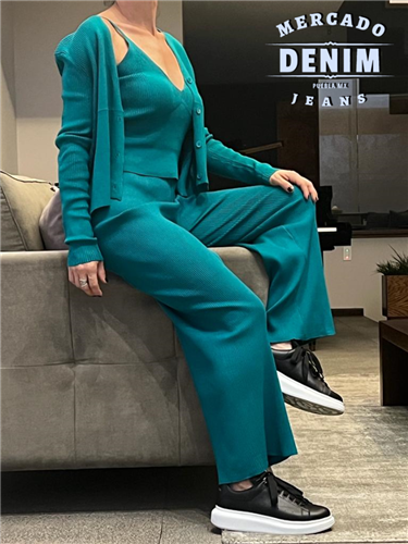 Conjunto de pants tres piezas color esmeralda