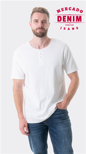 Playera básica de verano blanca con 3 botones  / BB0094